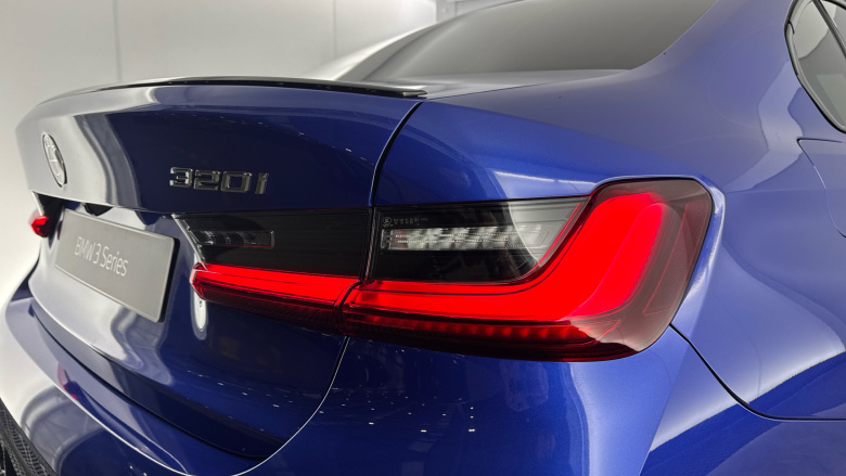 BMW 3 Series 320i M Sport 4dr Step Auto [Pro Pack] Petrol Saloon